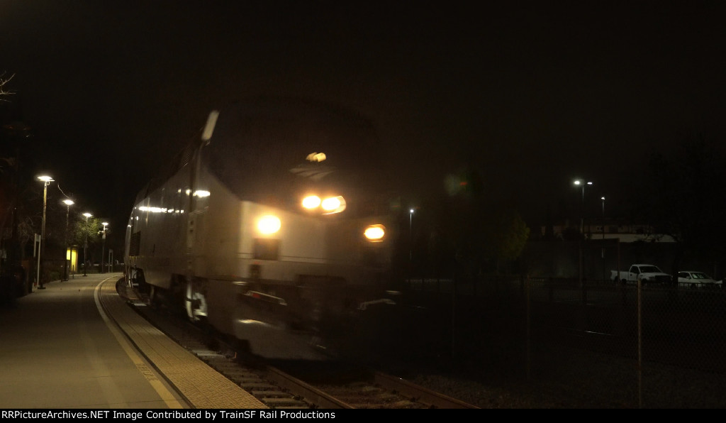 AMTK 40 Leads Coast Starlight 11